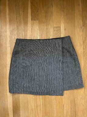 Uniqlo Herringbone Asymmetric Wrap Mini Skirt Size L